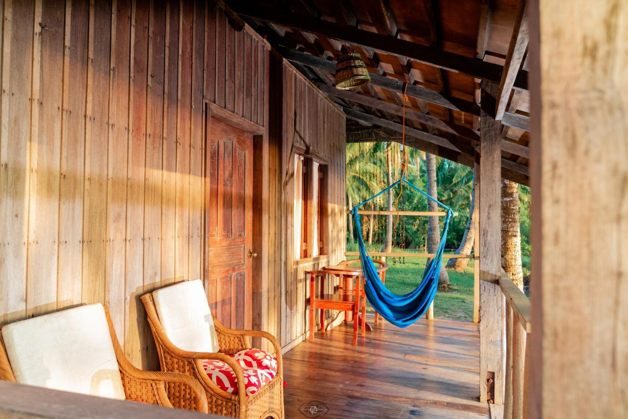 Playa Encantada Beach Resort El Nido Eksteriør bilde