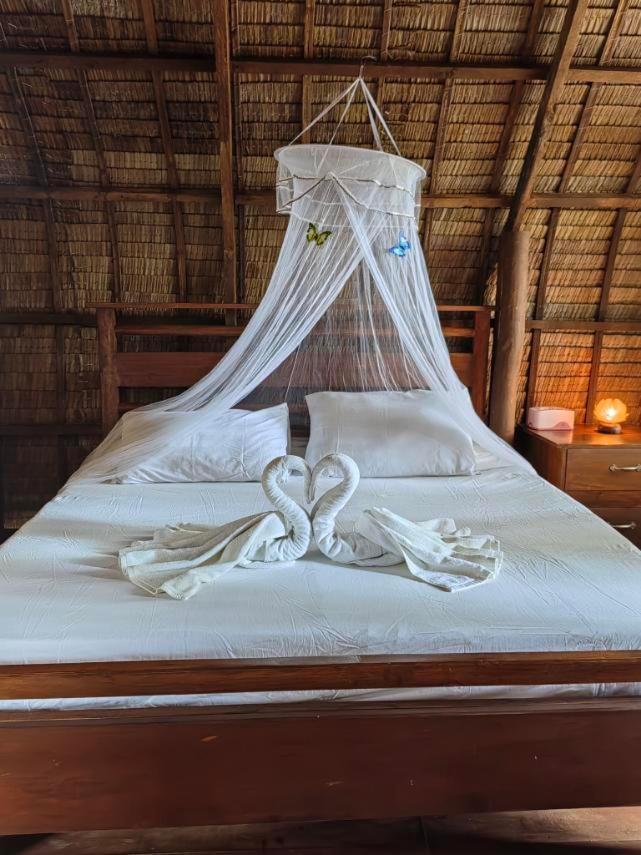 Playa Encantada Beach Resort El Nido Eksteriør bilde